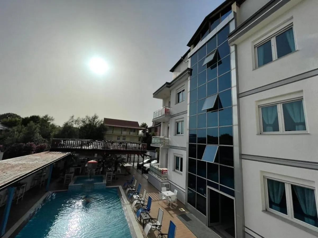 Brian Hotel Velipojë