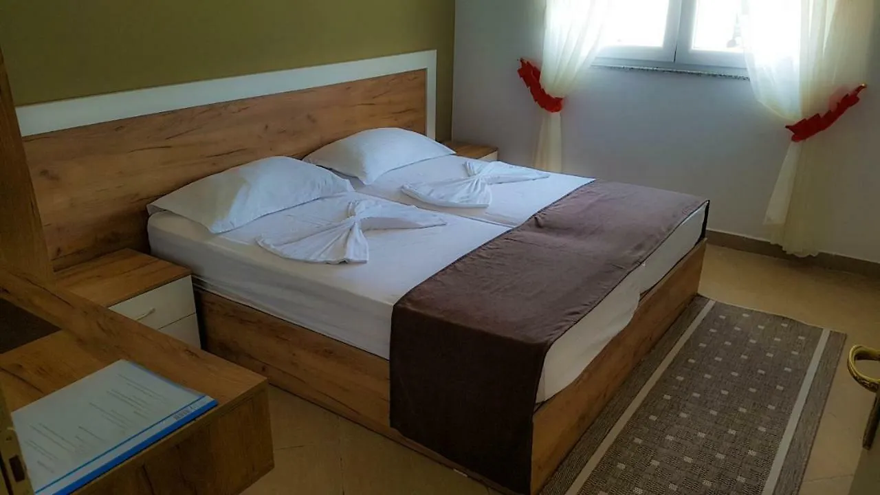 Brian Hotel Velipojë Αλβανία