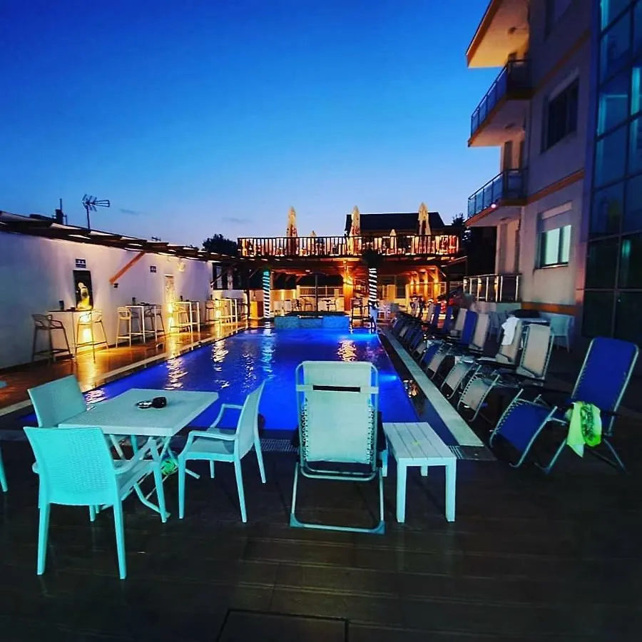 Brian Hotel Velipojë